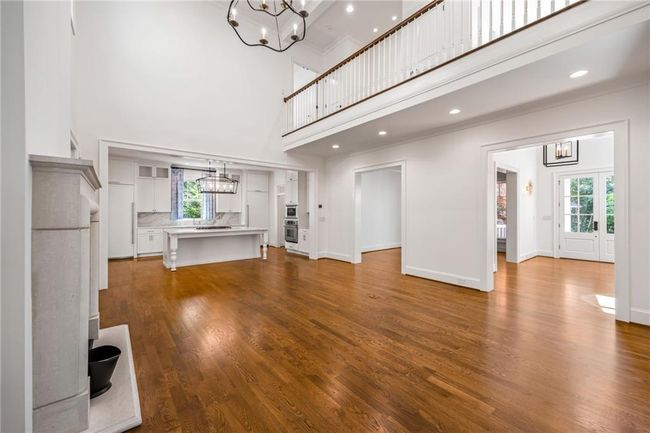 9179 Selborne Ln, House other with 6 bedrooms, 8 bathrooms and null parking in Chattahoochee Hills GA | Image 7