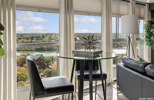 2202-315 5th Ave N, Saskatoon, SK, S7K5Z8 | Card Image