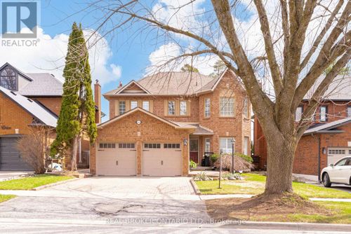 886 Darwin Drive, Pickering (Dunbarton), ON, L1X2P8 | Card Image