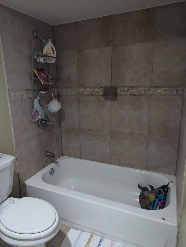 882 Magnolia Ln, House other with 3 bedrooms, 3 bathrooms and null parking in Lancaster TX | Image 14