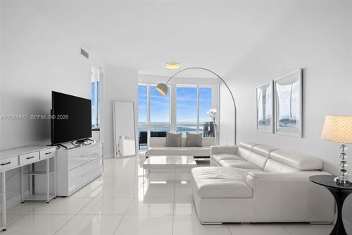4709-18201 Collins Ave, Sunny Isles Beach, FL, 33160-5107 | Card Image