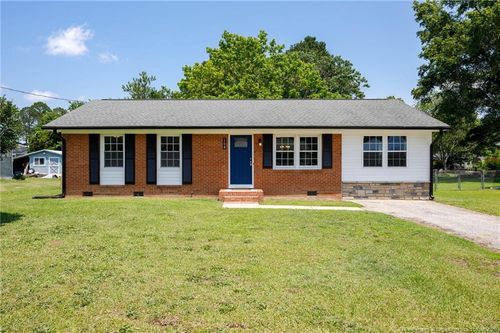 108 Pine St, Dunn, NC, 28334-8442 | Card Image