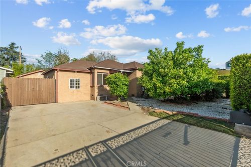2227 N Buena Vista St, Burbank, CA, 91505 | Card Image