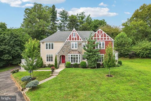 700 S Roberts Rd, BRYN MAWR, PA, 19010-1111 | Card Image