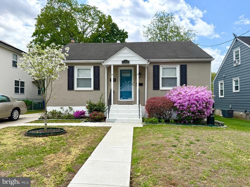 138 W Linwood Ave, Maple Shade, NJ, 08052-2322 | Card Image