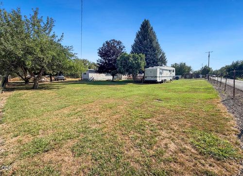 70 W Riverside Street, Mount Vernon, OR, 97865 | Card Image