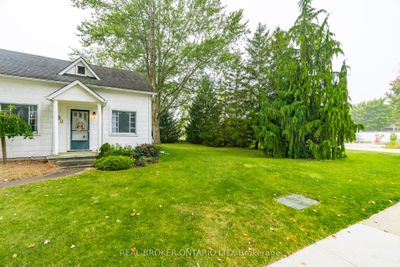 130 Main St, House other with 2 bedrooms, 2 bathrooms and 5 parking in Glencoe ON | Image 3