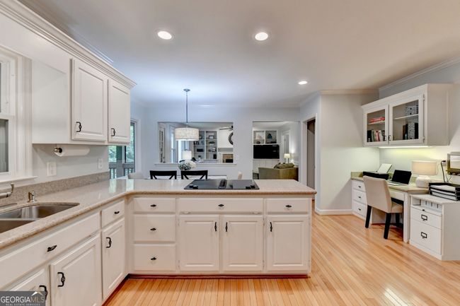 5615 Grove Point Rd, House other with 4 bedrooms, 4 bathrooms and null parking in Johns Creek GA | Image 12