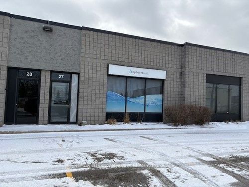 27-220 Industrial Parkway S, Aurora, ON, L4G3V6 | Card Image