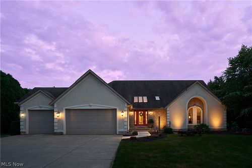 3666 Minor Rd, Copley, OH, 44321-2414 | Card Image