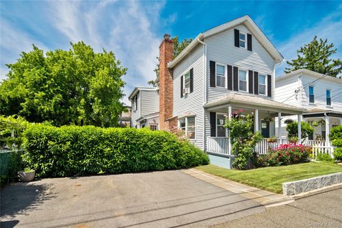 11 Devoe St, Dobbs Ferry, NY, 10522-1801 | Card Image
