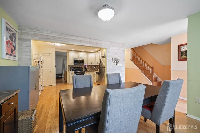 297 Constitution Cir, Townhouse with 3 bedrooms, 3 bathrooms and null parking in North Brunswick NJ | Image 6