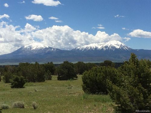 64 Navajo Rd, Walsenburg, CO, 81089 | Card Image