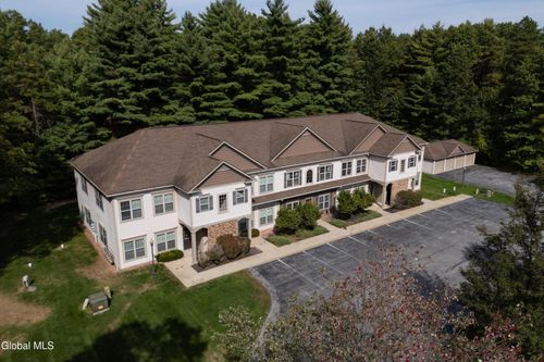 16 Lancaster Pl, Ballston Spa, NY, 12020-2748 | Card Image