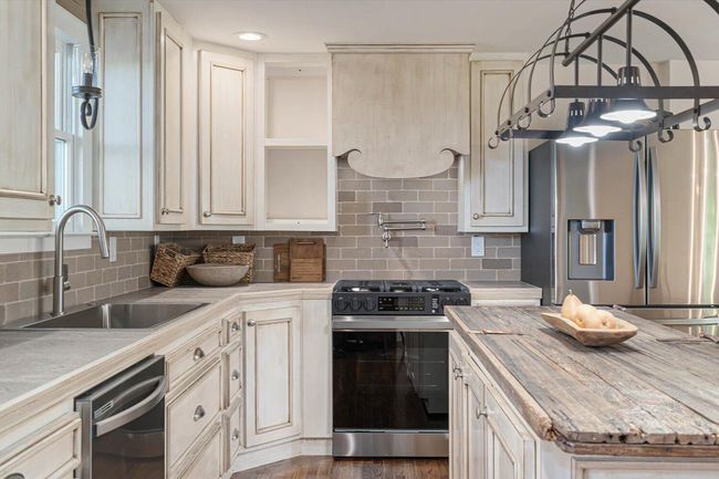 829 Miller Rd, House other with 4 bedrooms, 3 bathrooms and null parking in Plainwell MI | Image 13