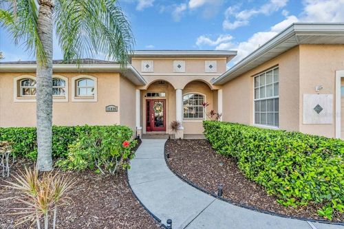 11835 Hollyhock Dr, LAKEWOOD RANCH, FL, 34202-2042 | Card Image