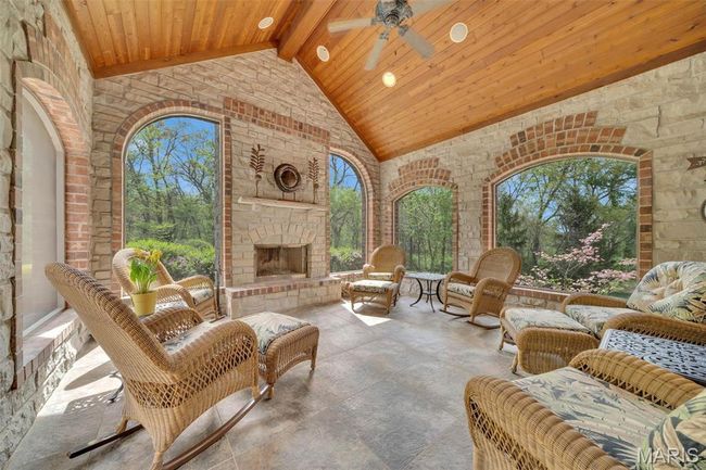 990 Stonecastle Dr, House other with 4 bedrooms, 7 bathrooms and 5 parking in O Fallon MO | Image 25