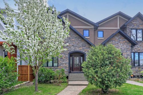 2045 48 Avenue Sw, Calgary, AB, T2T2T6 | Card Image