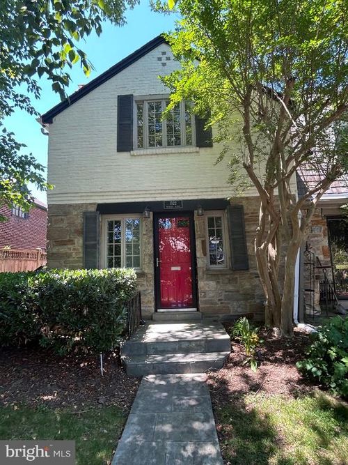 1322 Michigan Ave, ALEXANDRIA, VA, 22314-1216 | Card Image