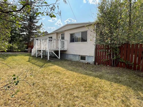 669 1 Street W, Cardston, AB, T0K0K0 | Card Image