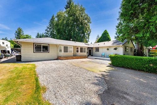 4566 206a St, Langley, BC, V3A2C8 | Card Image