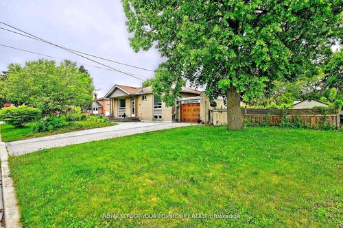39 Penworth Rd, Scarborough, ON, M1R4P6 | Card Image