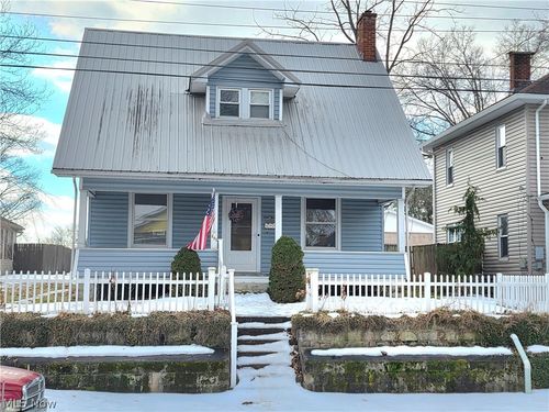 920 32nd St, Parkersburg, WV, 26104-1749 | Card Image