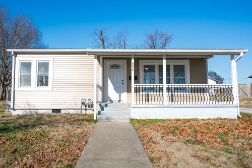 406 Maple St, Greenfield, MO, 65661-1370 | Card Image