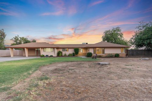 4730 E Richert Ave, Fresno, CA, 93726-2922 | Card Image