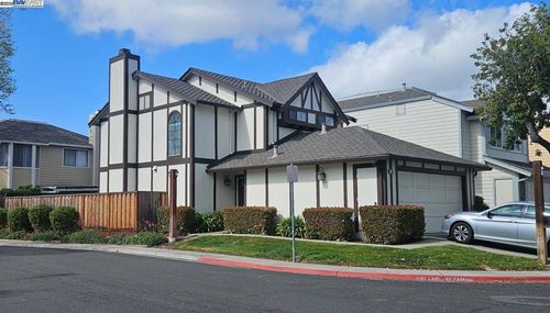 3691 Thrush Ter, Fremont, CA, 94555-1514 | Card Image