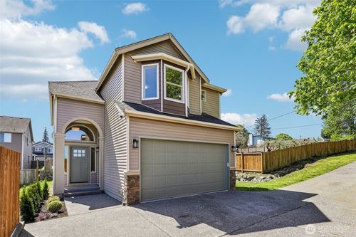 4051 E J St, Tacoma, WA, 98404-2936 | Card Image