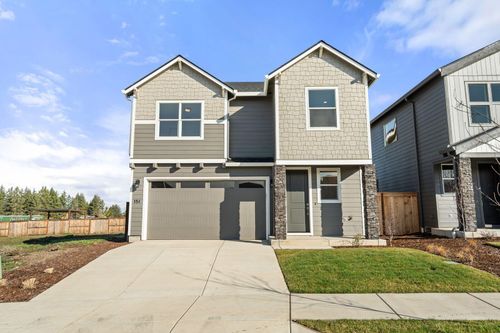 39-151 Valemont Dr, Eagle Point, OR, 97524-8652 | Card Image