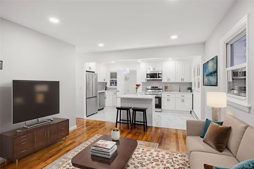 96 N 19th St, Wyandanch, NY, 11798-2204 | Card Image