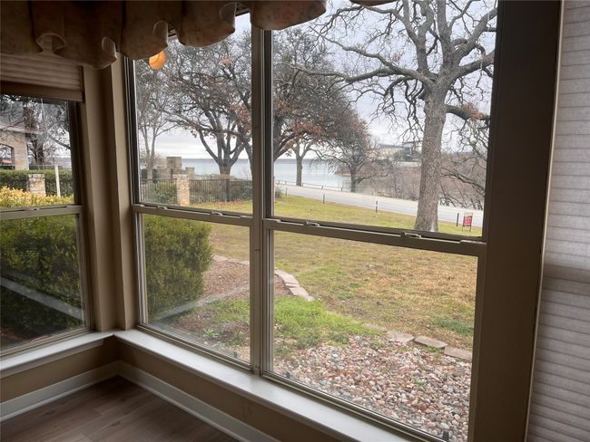 1822 Silverside Dr, House other with 3 bedrooms, 2 bathrooms and null parking in Grapevine TX | Image 15