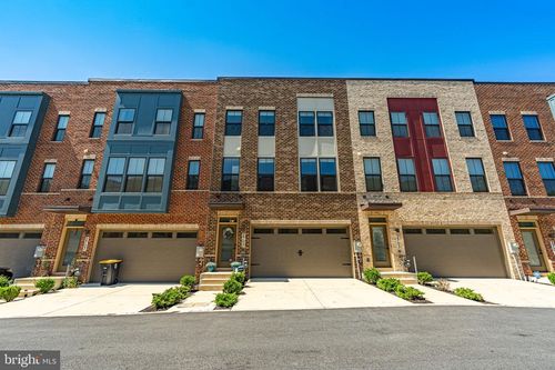 2705 Evansgreen Dr, SUITLAND, MD, 20746-1613 | Card Image