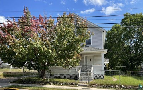 324 S 4th Ave E, Ely, MN, 55731-1513 | Card Image