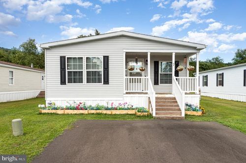 45 S Elmer Ave, HALIFAX, PA, 17032-8965 | Card Image