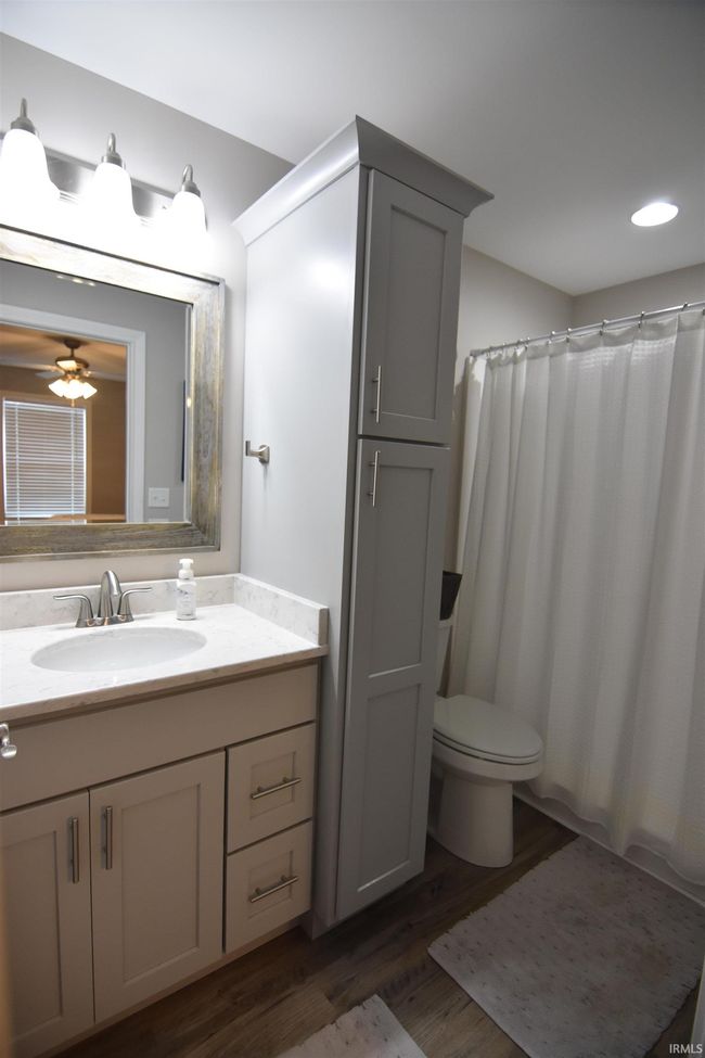 205 W Locust St, Condo with 2 bedrooms, 2 bathrooms and null parking in Fort Branch IN | Image 17