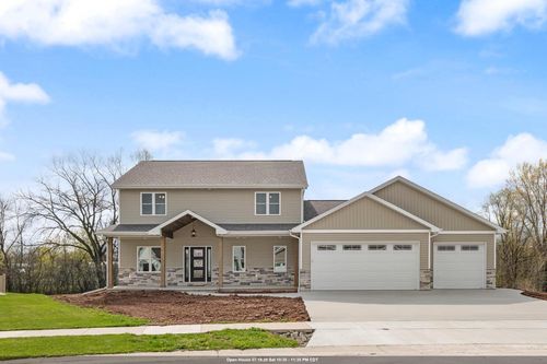 N8744 Connor Circle, HARRISON, WI, 54952 | Card Image