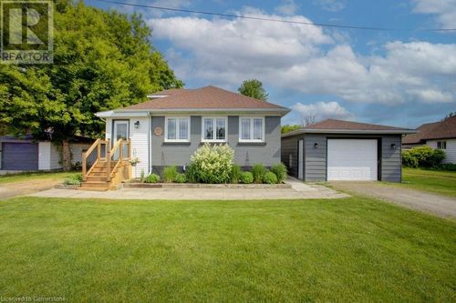 1077 Harriston Rd, Wroxeter, ON, N0G2X0 | Card Image