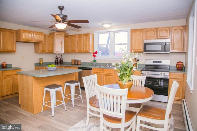 115 N Landis St, House other with 4 bedrooms, 2 bathrooms and null parking in HUMMELSTOWN PA | Image 21