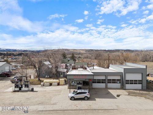 301 1st Ave N, Clyde Park, MT, 59018-7734 | Card Image