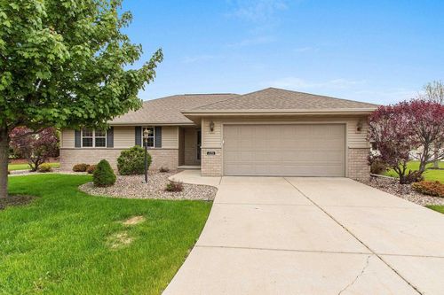 1126 Princess Dove Circle, Ashwaubenon, WI, 54115 | Card Image
