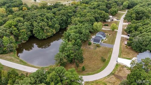 10 Briarwood Ct, Warrenton, MO, 63383-1056 | Card Image