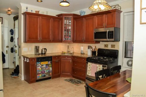 apt-5e-78-14 Austin St, Forest Hills, NY, 11375-6119 | Card Image