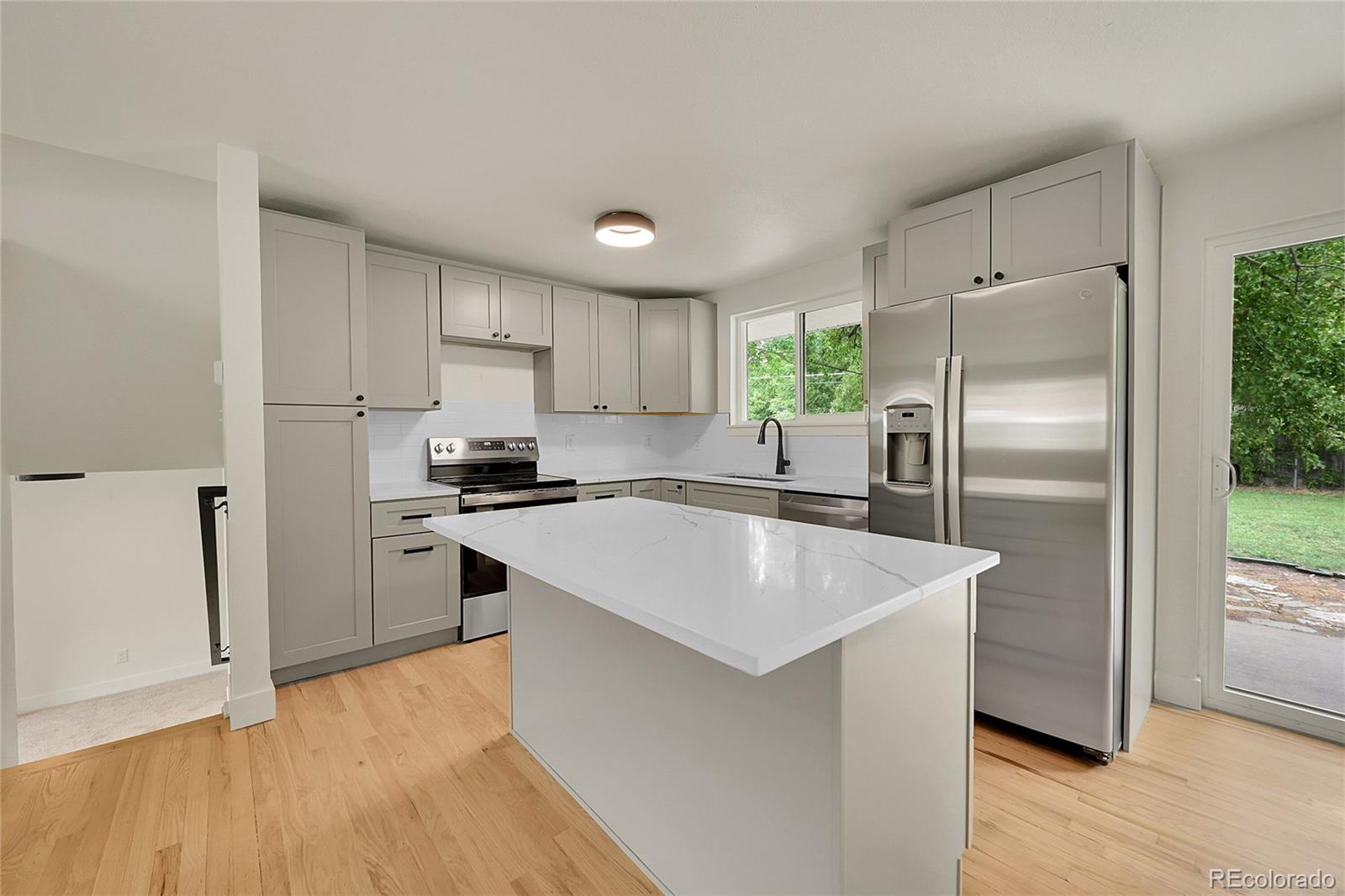 Ivan Way, Denver, CO 80227