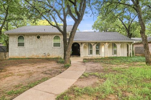 3808 Hastings Dr, Arlington, TX, 76013-1928 | Card Image