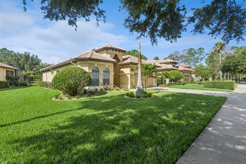 9512 Serra Ct, HOWEY IN THE HILLS, FL, 34737-5001 | Card Image