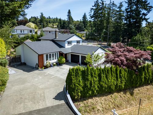 4636 Western Rd, Courtenay, BC, V9N3T2 | Card Image
