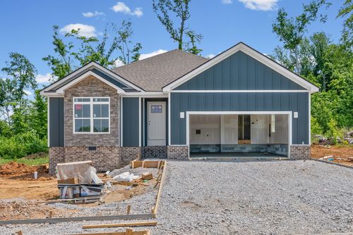 979 Bankside Dr, Clarksville, TN, 37043-2295 | Card Image
